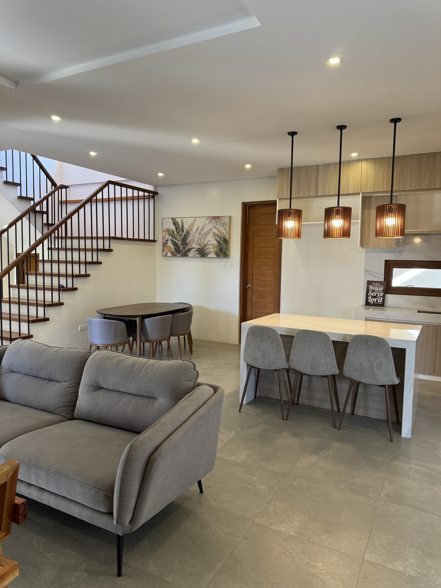 living area & island