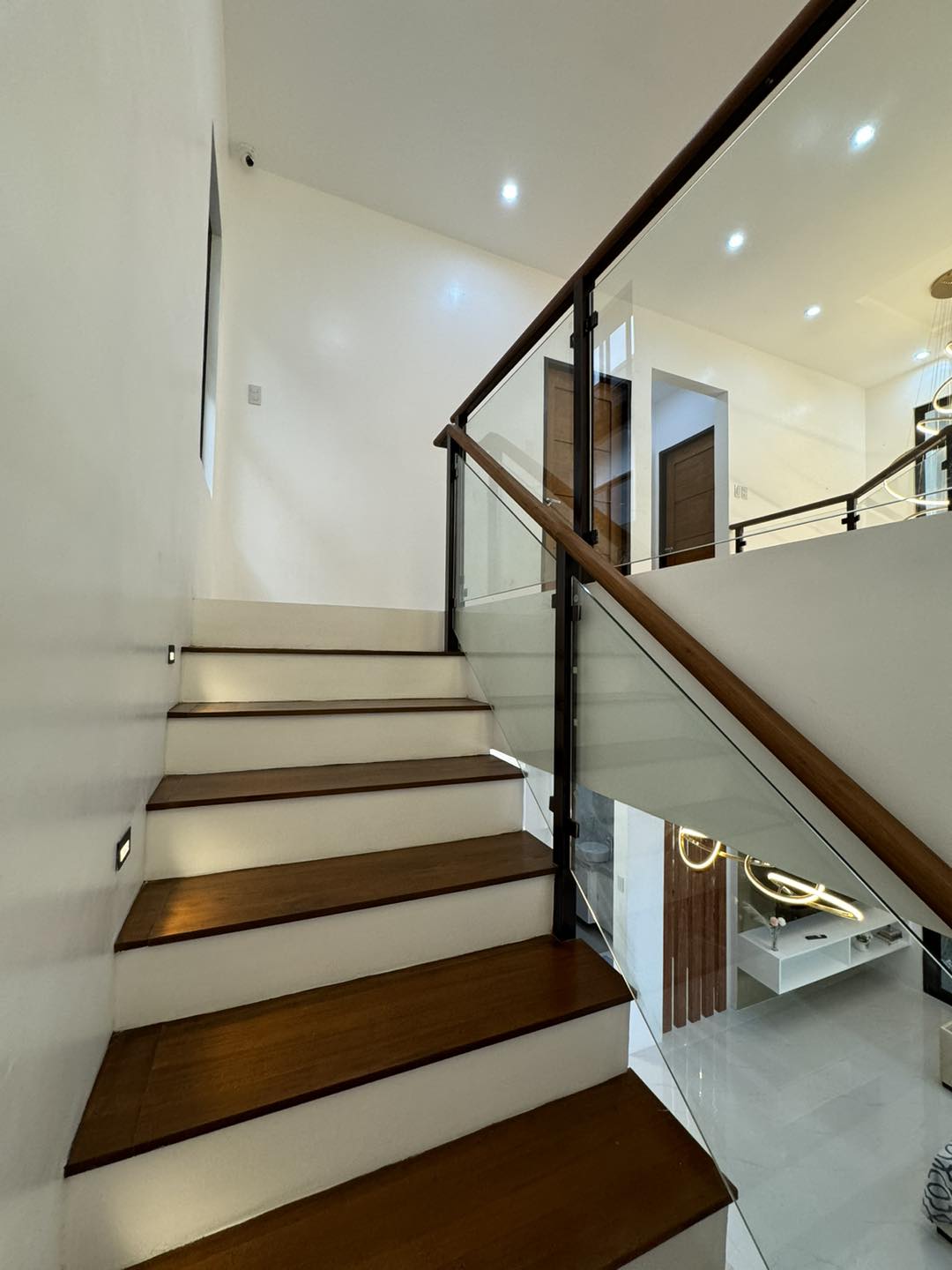 Newly-built Fully-Furnished House and Lot For Sale Near Clark - Image 14