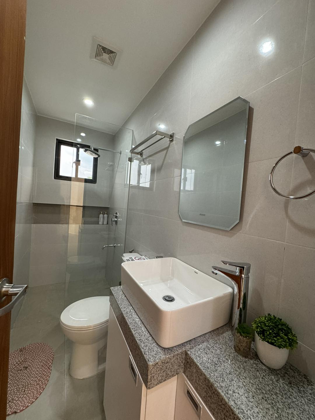 Newly-built Fully-Furnished House and Lot For Sale Near Clark - Image 9