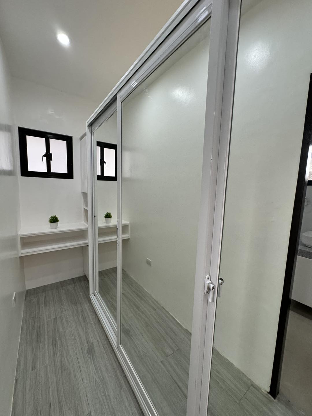 Newly-built Fully-Furnished House and Lot For Sale Near Clark - Image 12