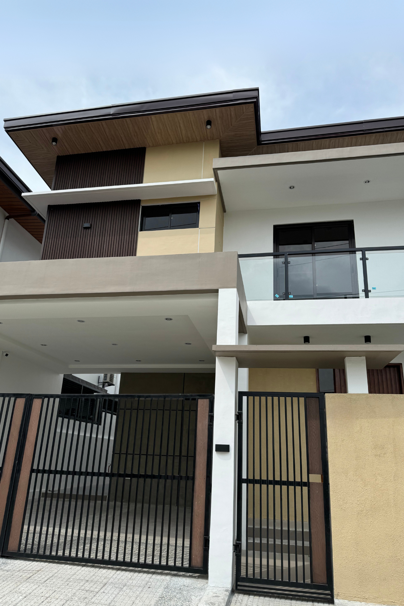 Newly-built Fully-Furnished House and Lot For Sale Near Clark - Image 37