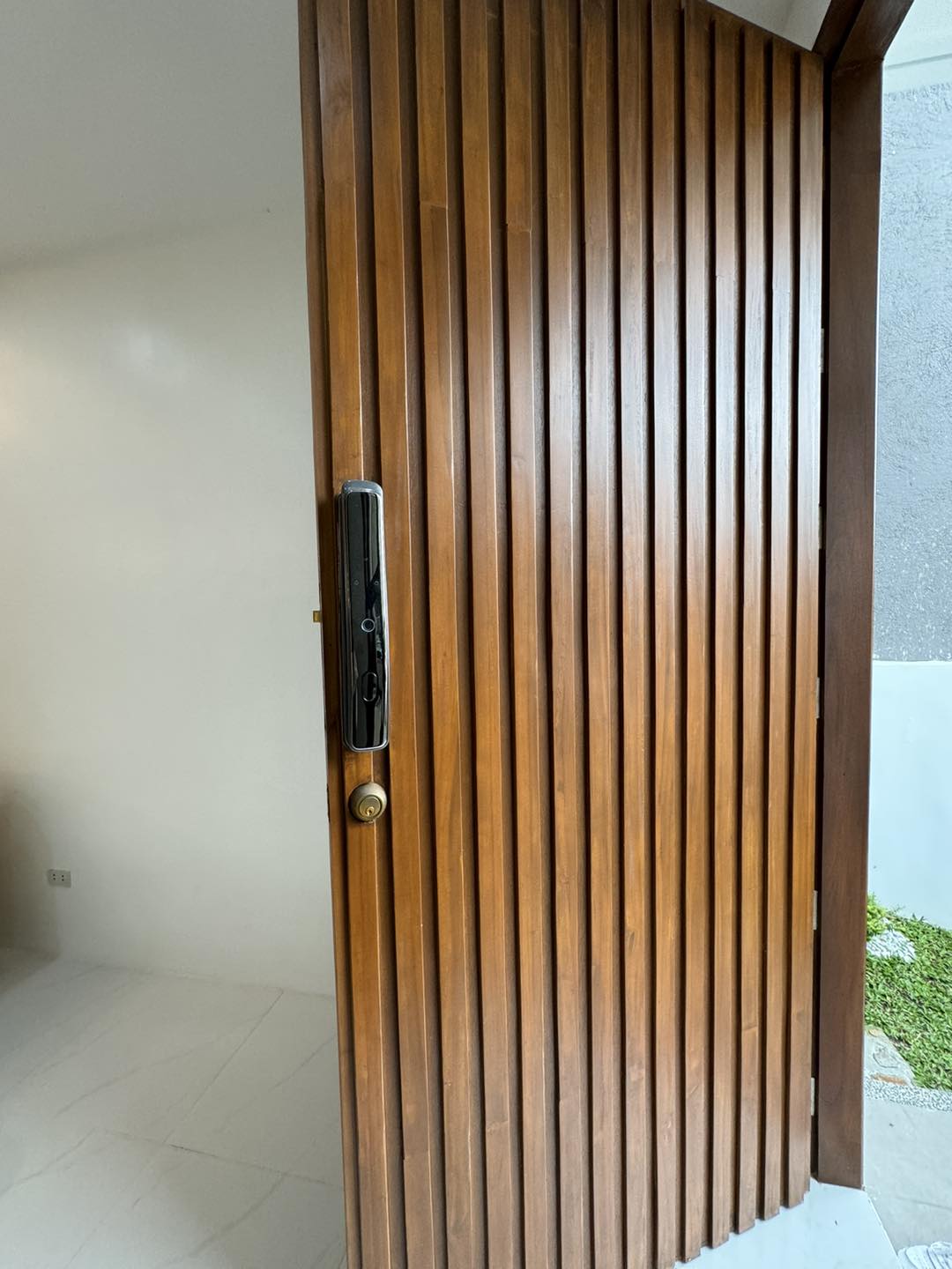 Newly-built Fully-Furnished House and Lot For Sale Near Clark - Image 31