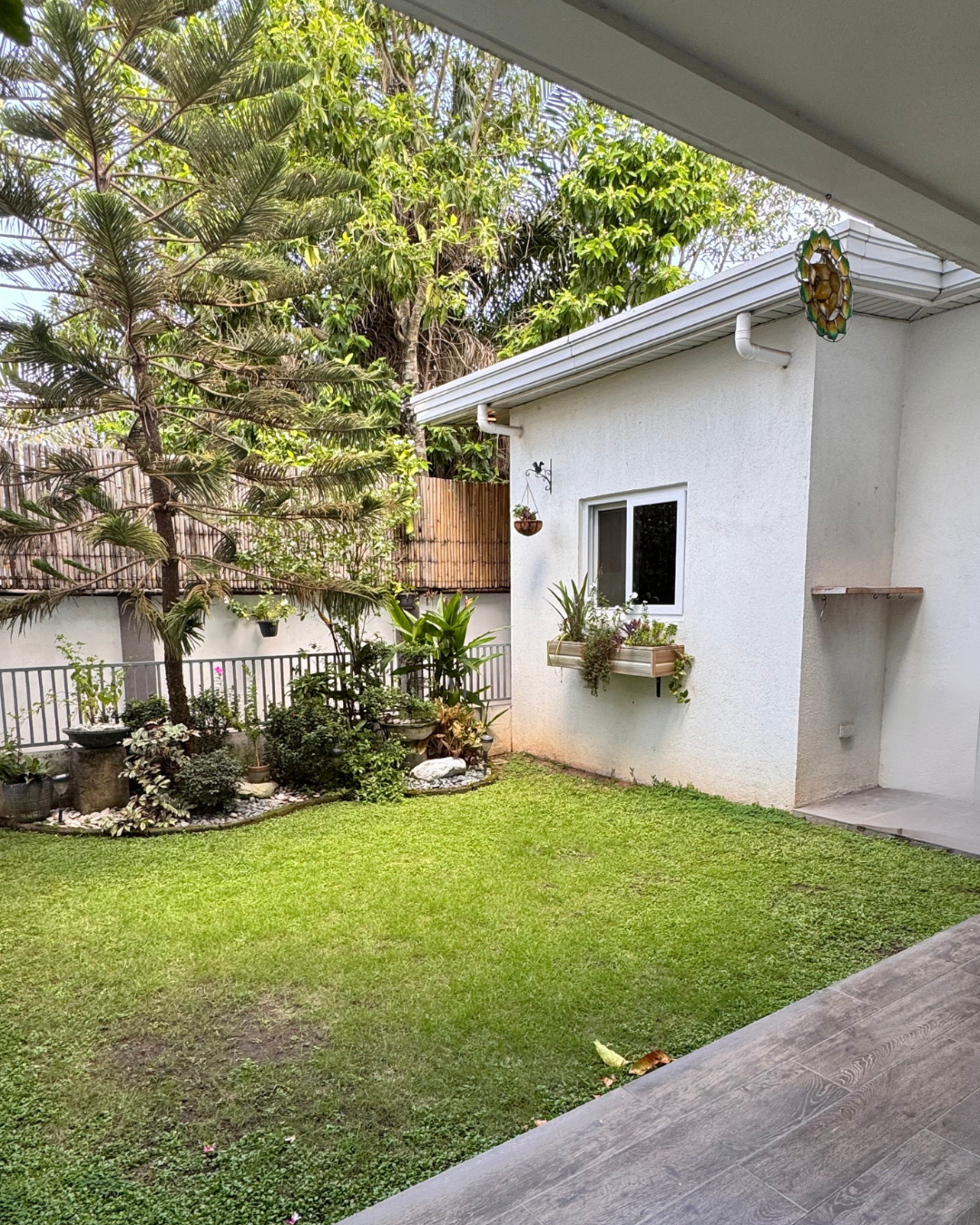 Well-maintained Spacious Modern House and Lot For Sale Near Clark - Image 25